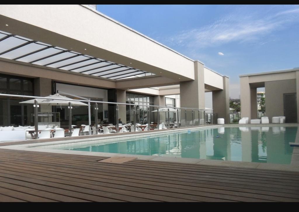 615 Sandton Skye Johannesburg Esterno foto